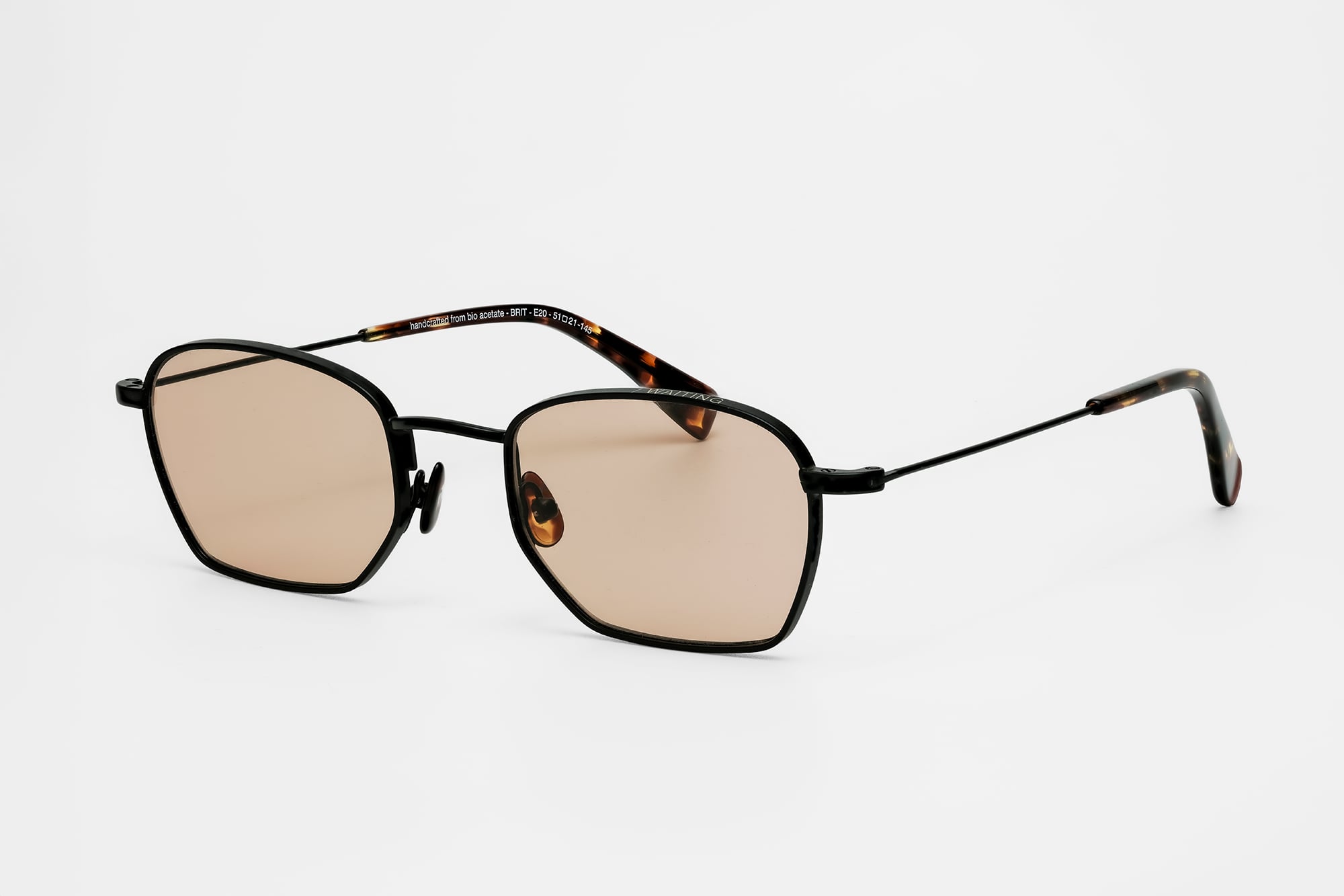 Brit _ E20 _ Verres Light brown _ Cat.1-3Q